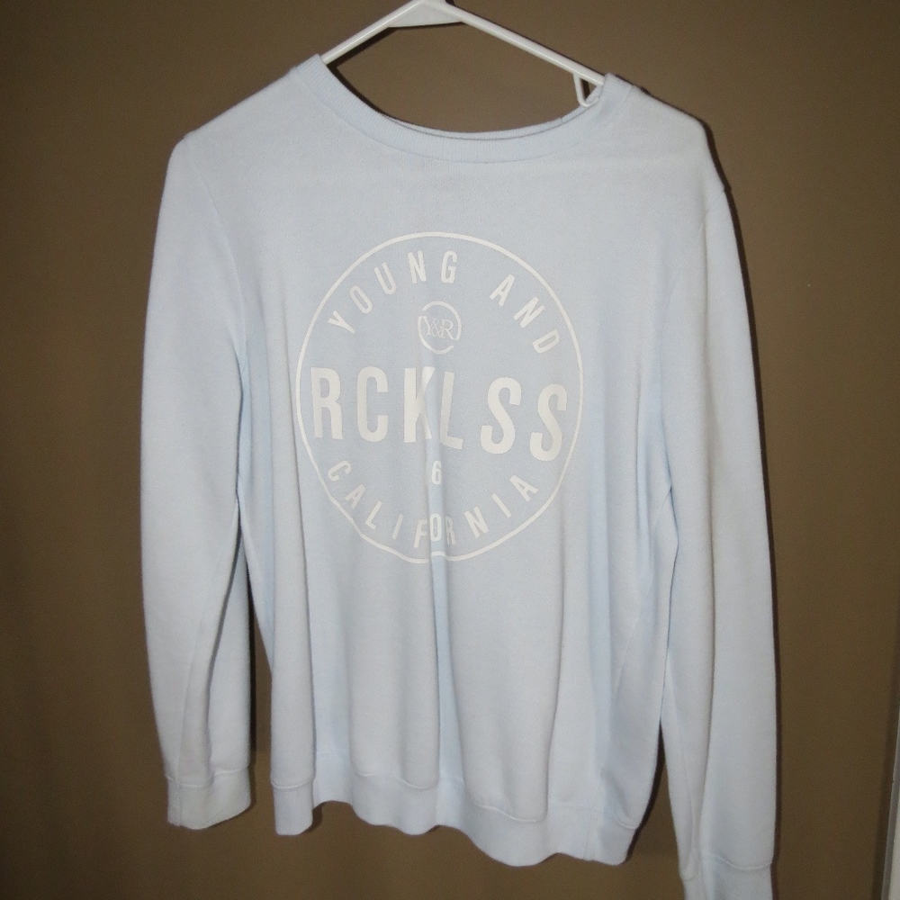 crew neck sweatshirt